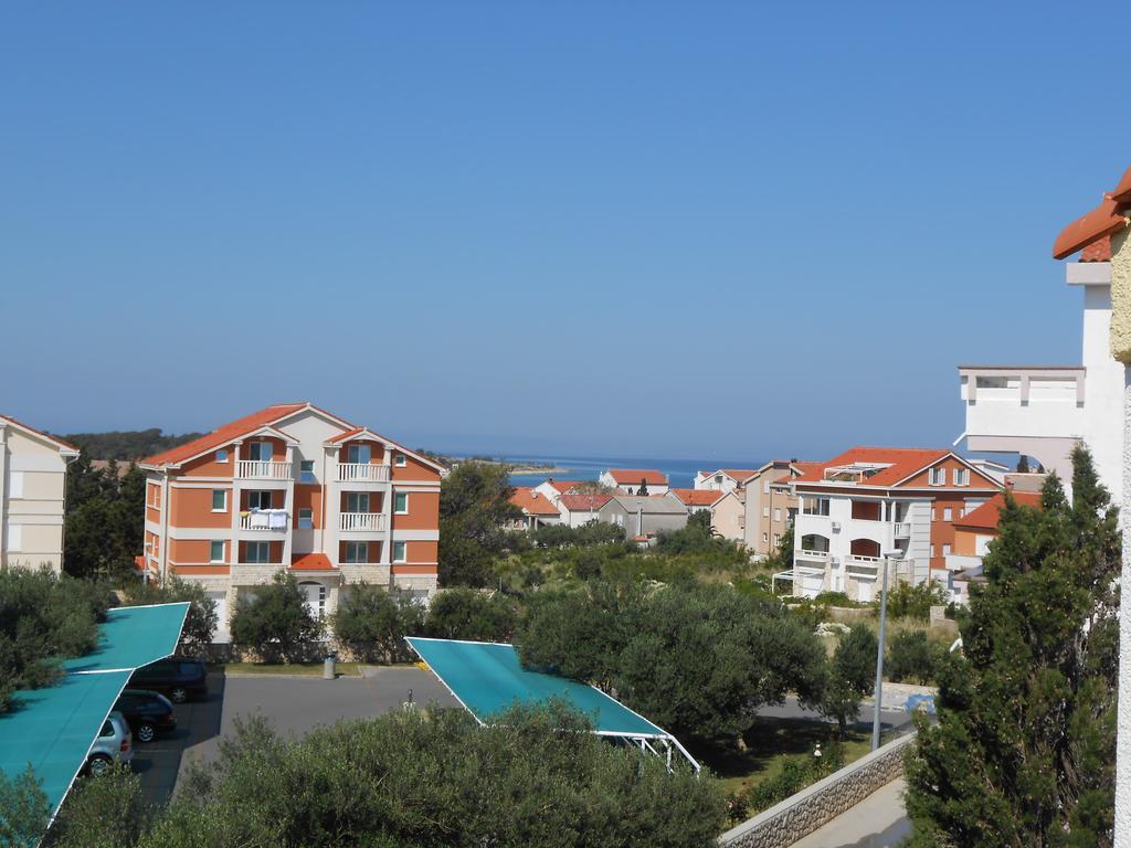 Apartments Jasmina Novalja Exterior photo